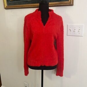 NWT No Boundaries Super Soft Juniors  XL (15-17) zip Up Sweater.